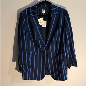 NWT Anne Klein Navy and Light Blue Blazer